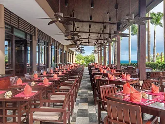 MANGROVE TREE RESORT YALONG BAY 5*