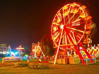 Отель CLUB HOTEL TURAN PRINCE WORLD 5*. Лунапарк.