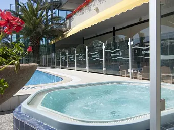 Отель CORMORAN 4*