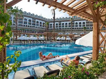 Отель CRYSTAL SUNSET LUXURY RESORT & SPA 5*