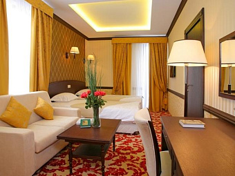 KOMPASS HOTEL SAVOY 4*