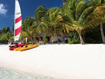 Отель VILAMENDHOO ISLAND RESORT 4*