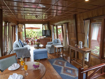 IMPERIAL BOAT HOUSE HOTEL 4*