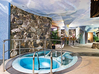 Отель KOHLERHOF HOTEL 4*
