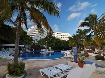 OASIS PALM BEACH 4*