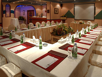 OCCIDENTAL SHARJAH GRAND HOTEL 4*