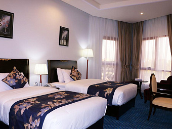  RED CASTLE HOTEL 4*