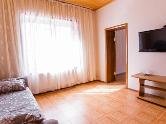 КОРОНА 3*