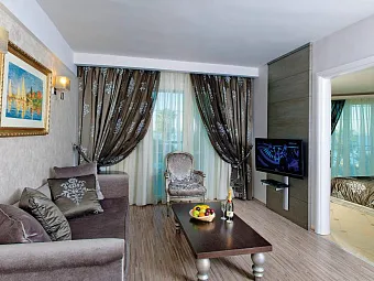 ELINOTEL APOLAMARE 5*