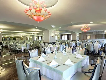 Отель ROYAL ALHAMBRA PALACE 5*