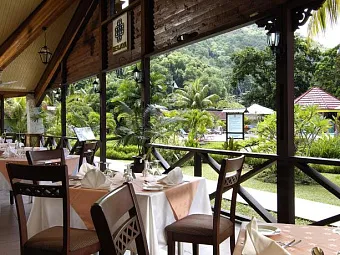 Отель BERJAYA PRASLIN RESORT 3+*