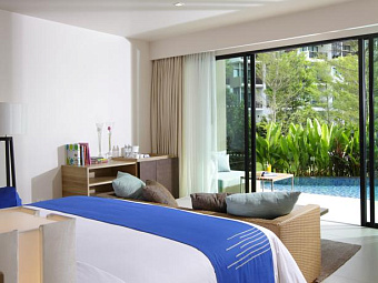 Отель HOLIDAY INN RESORT PHUKET MAI KHAO BEACH 4*