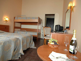 VILLAS ELENITE 4*