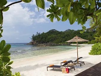 Отель AVANI SEYCHELLES BARBARONS RESORT & SPA 4*