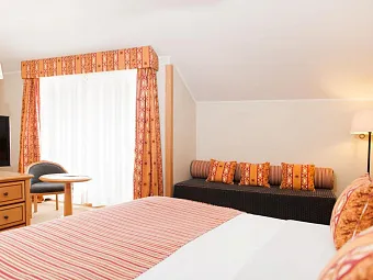 Отель REAL PALACIO 5*