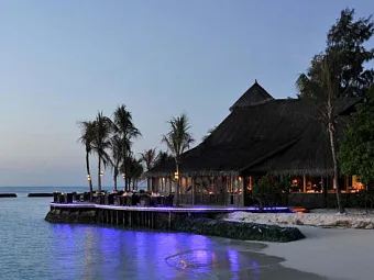 KOMANDOO ISLAND RESORT 4*