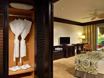 Отель CATALONIA PLAYA MAROMA 4*