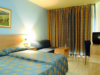 4R REGINA GRAN HOTEL 4* ( REGINA GRAN HOTEL)