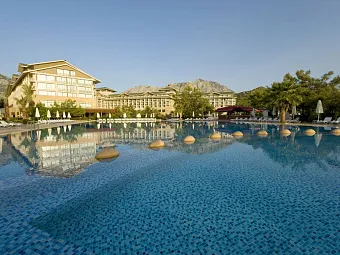 AMARA LUXURY RESORT & VILLAS 5*