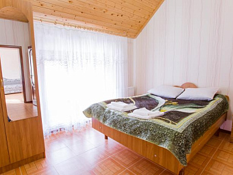 КОРОНА 3*