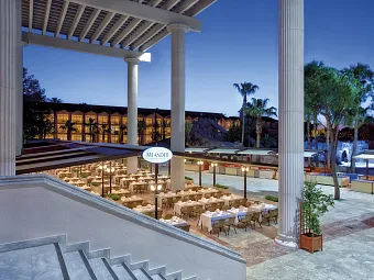 DOBEDAN WORLD PALACE 5*