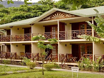 Отель BERJAYA BEAU VALLON BAY RESORT 4*