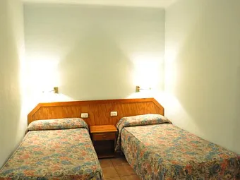 Отель PARIS ENCAMP 3*
