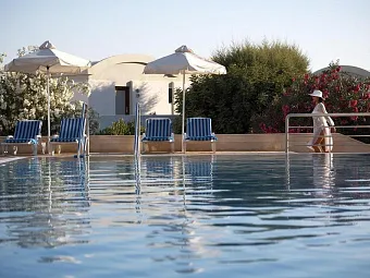AGAPI BEACH 4*