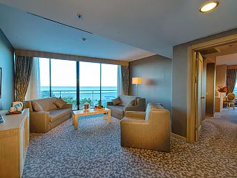 AMARA LUXURY RESORT & VILLAS 5*