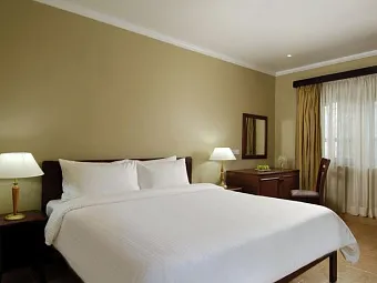 Отель BERJAYA PRASLIN RESORT 3+*