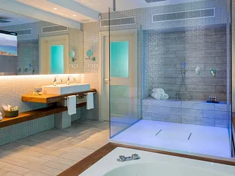 Отель HERODS VITALIS 5*