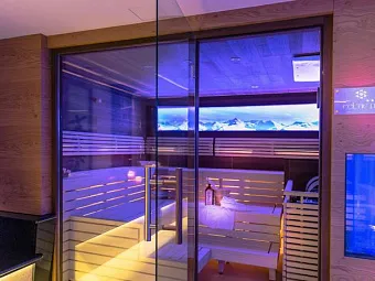 Отель OESTERREICHISCHER HOF HOTEL 4*