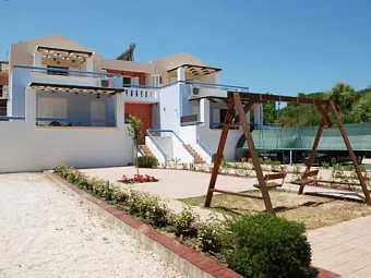 Отель AITHRIO HOTEL 2+*