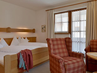 Отель KRAMERWIRT ALPENHOTEL 4*