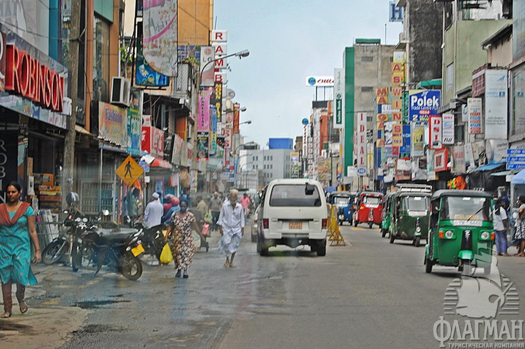 Погода коломбо шри ланка. Коломбо Шри Ланка улицы. Шри Ланка Коломбо улицы города. Коломбо Шри-Ланка трущобы. Коломбо столица Шри Ланки.