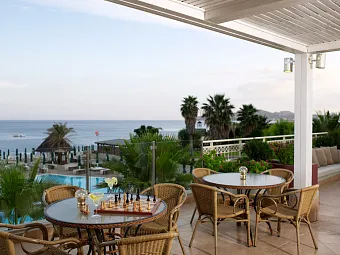 Отель ESPEROS MARE 4*