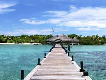 Отель ERIYADU ISLAND RESORT 4*