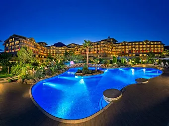 AMARA LUXURY RESORT & VILLAS 5*