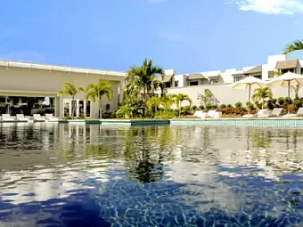 RADISSON BLU AZURI RESORT & SPA 4*