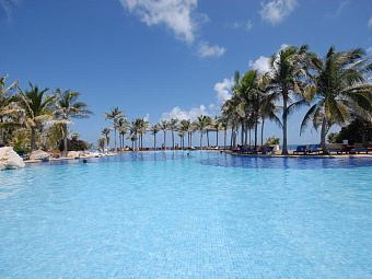  OASIS CANCUN 4*.