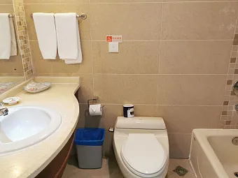 PALM BEACH RESORT & SPA SANYA 4*