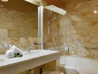 Отель KRAMERWIRT ALPENHOTEL 4*