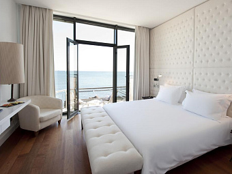 Отель FAROL DESIGN 5*