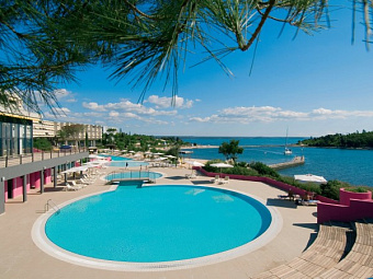 ALL SUITE ISLAND HOTEL ISTRA 4*