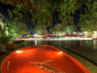 Отель CALAMANDER UNAWATUNA BEACH 3*