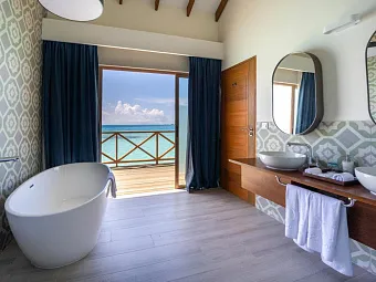 JOY ISLAND MALDIVES 5*