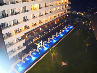  ROYALTON BLUE WATERS 5*