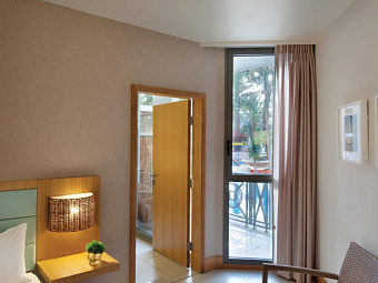 Отель ISROTEL AGAMIM 4*