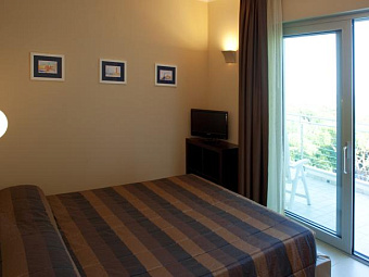 APARTHOTEL LA PINETA 4*