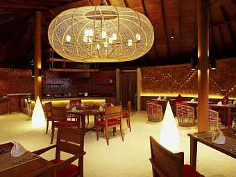  CENTARA RAS FUSHI RESORT & SPA 4*